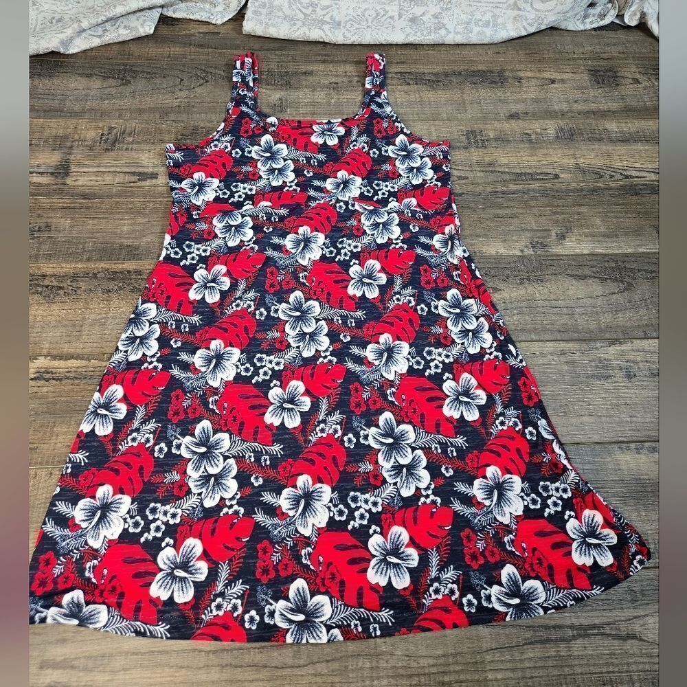 Columbia Women's Freezer III Dress medium Hawaiian print red blue white  stretch